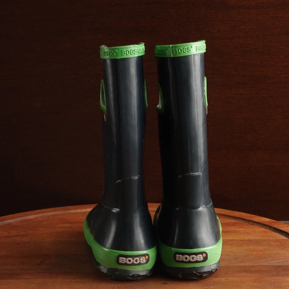 Bogs Rain Boots Youth Size 12 BLK Waterproof Pull On Chore Outdoor Utility Flat